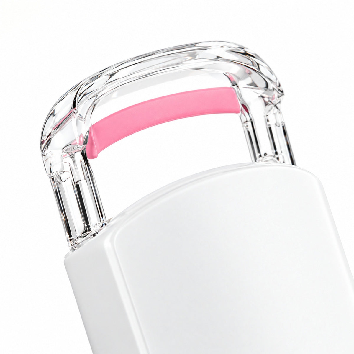 Närbild på genomskinlig bygel och rosa silikonkudde